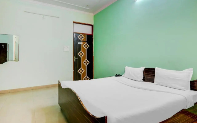 Oyo Flagship 805541 Maruti Inn