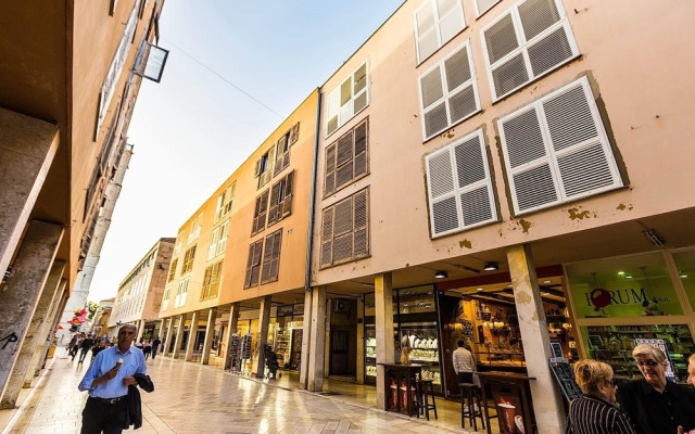 Downtown Zadar Stylish and Sophisticated Apartments