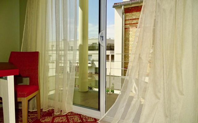 Hôtel Mercure Paris Pont de Levallois Neuilly