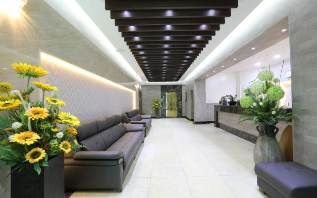 Empire Tourist Hotel