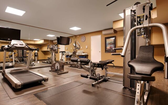 Best Western The Inn & Suites Pacific Grove