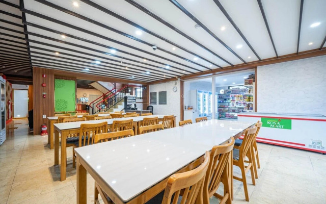 Gyeongju K Hotel &amp; Pension