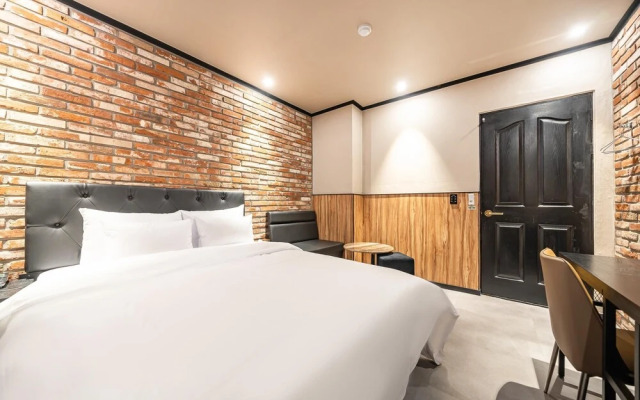 Yangcheon (Shinwol) Stay 25