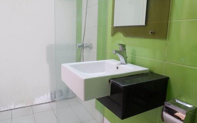 Best Price & Cozy Studio at The Square Apartment Surabaya