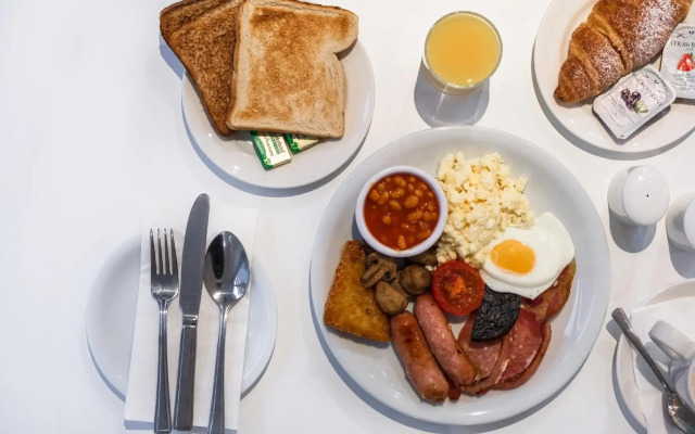 Holiday Inn Doncaster A1 M Jct 36 by IHG