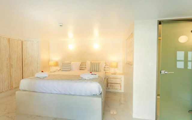 Rhodos Horizon City- Adults only