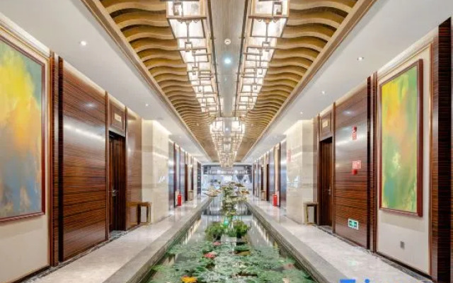 Peng'an Xiangru Heart Hotel (Xiangru Plaza)