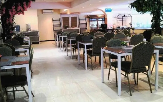 Mine Home Hotel by OYO Rooms