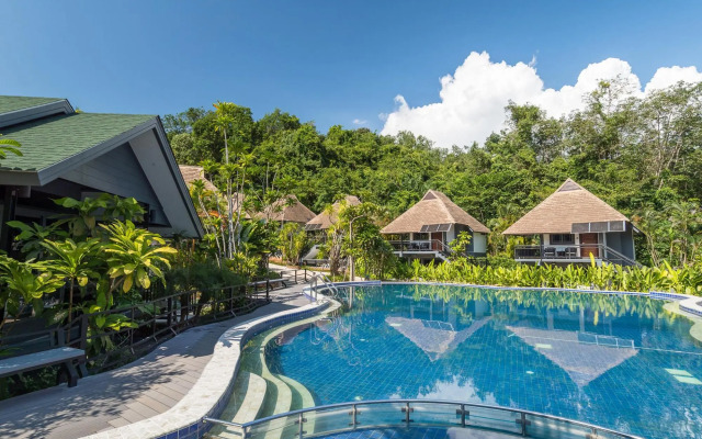 Loy Chalet