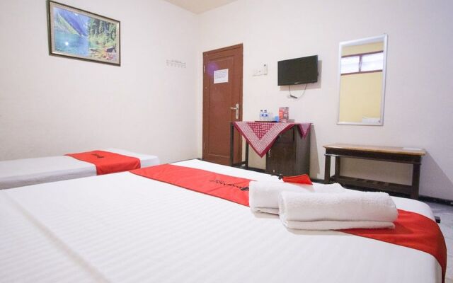 RedDoorz Syariah @ Jalan Gajah Mada