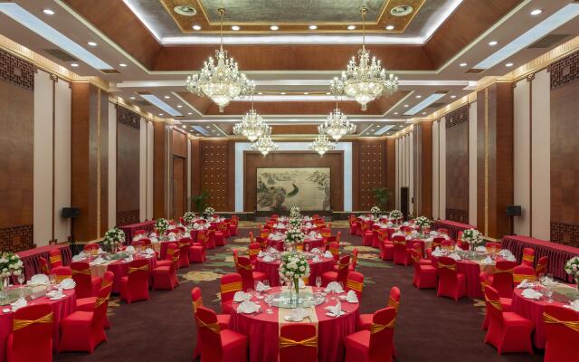 InterContinental Chengdu Century City by IHG