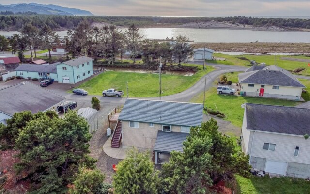 Bungalow By The Bay