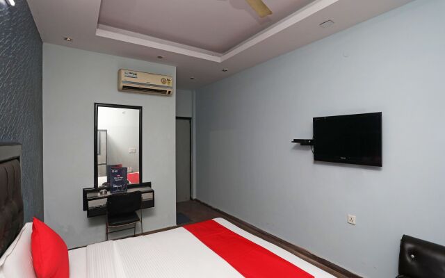 OYO 27884 Hotel 3bs House Dx