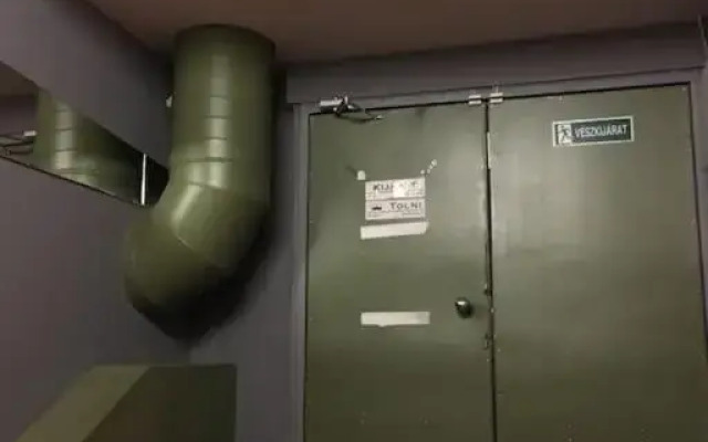 The Bachelor Bar - Bunker | Private Club
