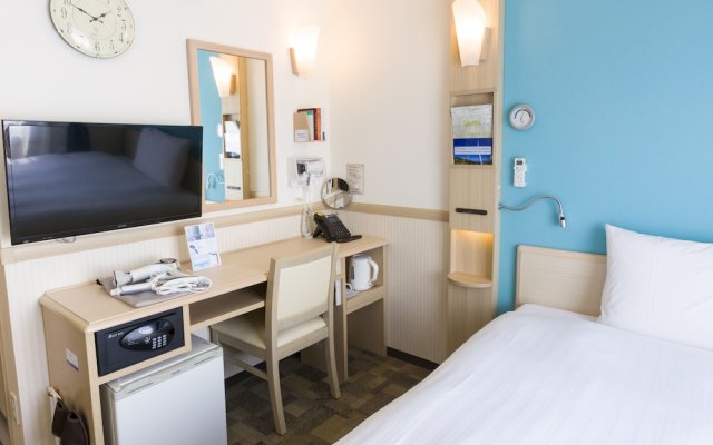 Toyoko Inn Iseshi Eki