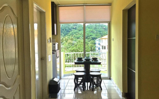 Summerbay Beach Resort Apartment