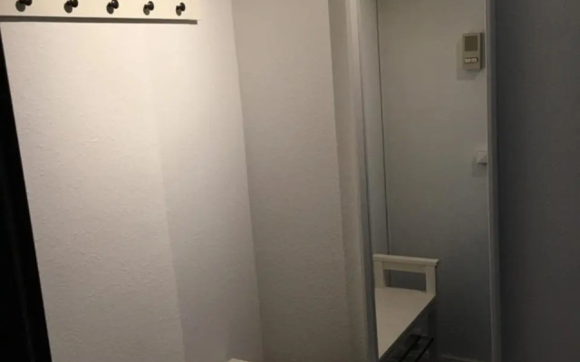 Apartment 9, OG 23