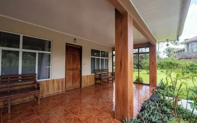 Hotel Sueno Dorado & Hot Springs