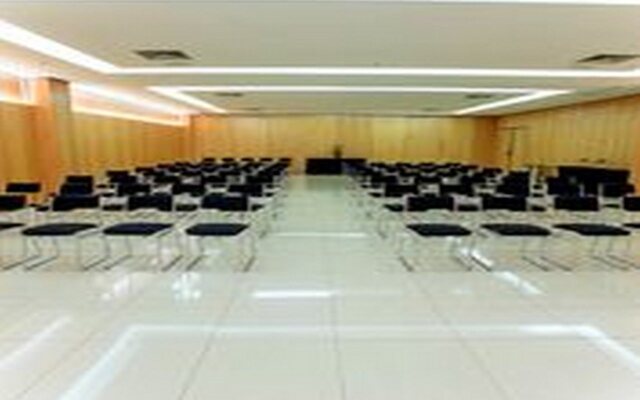 Cullinan Hplus Premium