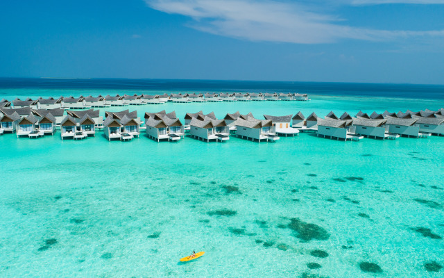 Mövenpick Resort Kuredhivaru Maldives