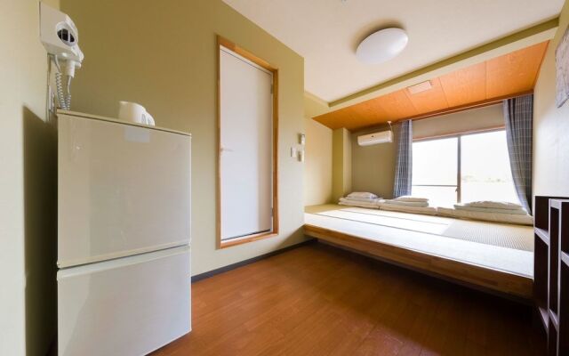 Yolee Guest House