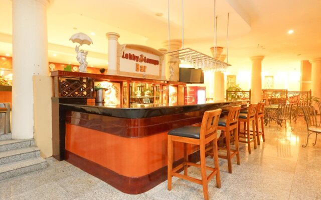 Tretes Raya Hotel