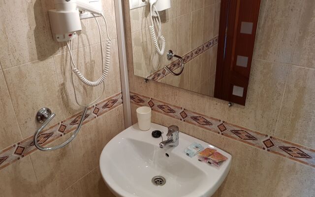 Fan Flat Rosaleda