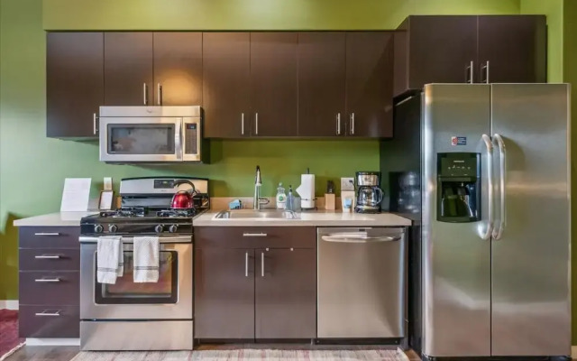 Hazelnut Suite - 204