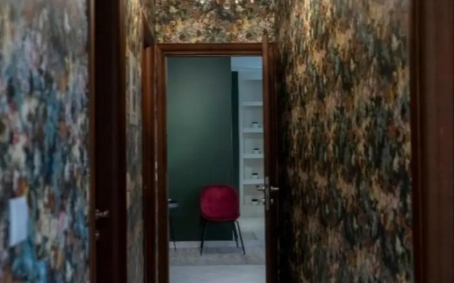 Christine's Golden Suite at Ioannina's Center
