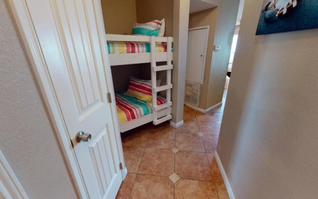 Seascape 1118 Condo