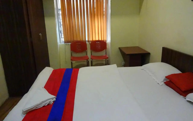 OYO Rooms Sealdah Near Entally Market