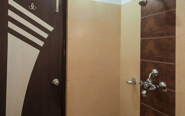 OYO 3151 Hotel Arihant Palace