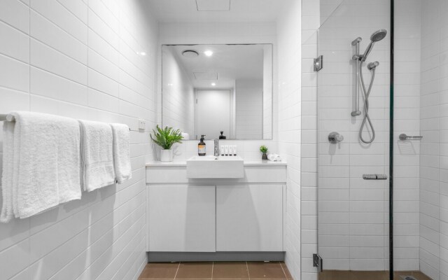 Waterloo St Apartments by Urban Rest