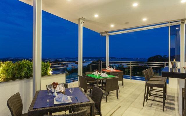 BTR Suites Hotel