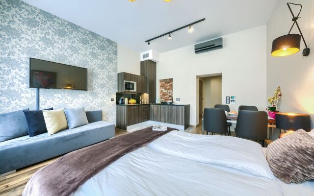 Aparthotel New Lux