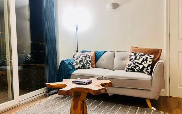 Lolite Apartment in Cambridge