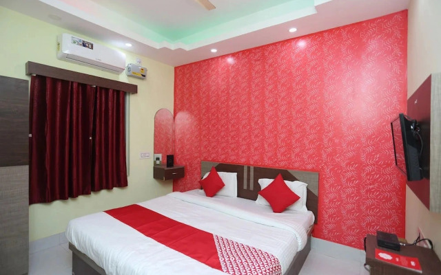 Hotel Savasi By OYO Rooms