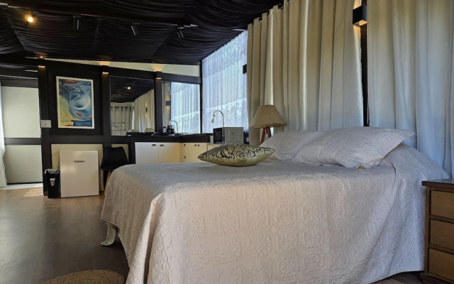 The Writers House - Suite Residences