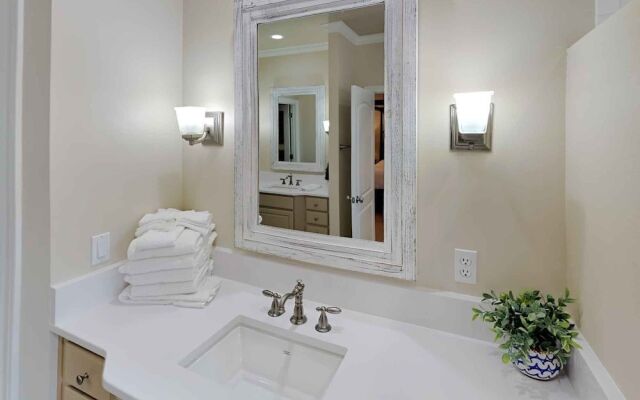 Regency Cabanas by Southern Vacation Rentals