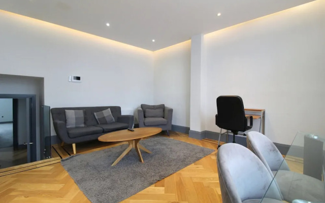 Ealing Broadway by Viridian Apartments
