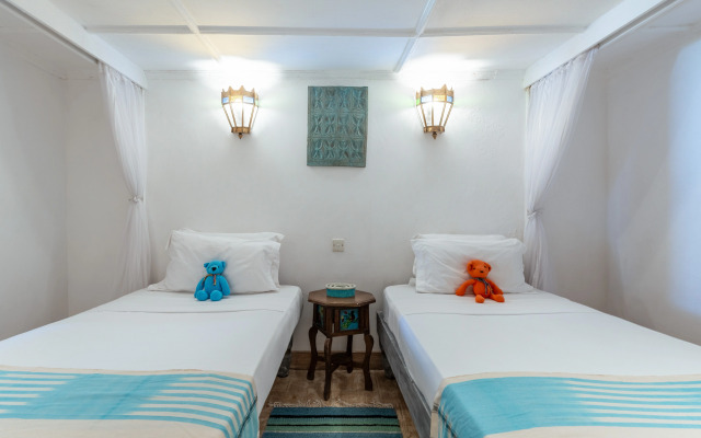 Nomad Beach Resort