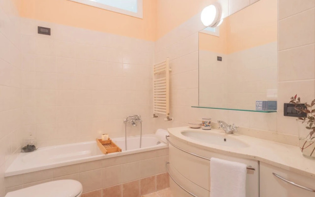 La Casa del Golfista by Rent all Como