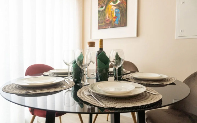 City Center Comfort Apartment B by Vacationy