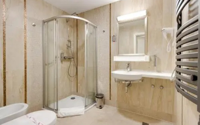 Malinowy Dwór Hotel Medical SPA