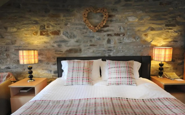Gwesty'r Marine Hotel & Spa