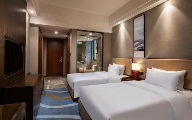 Ramada Encore by Wyndham Wuhan Caidian