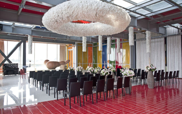 Haslla Art World Museum Hotel