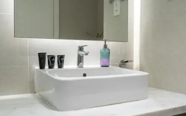 Spectacular Burj Khalifa View Service Apartment