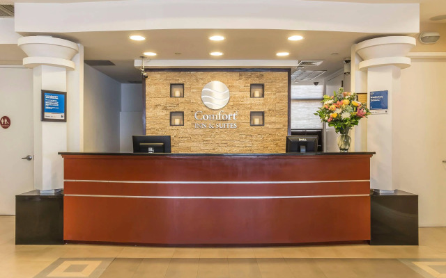 Comfort Inn & Suites LaGuardia Airport