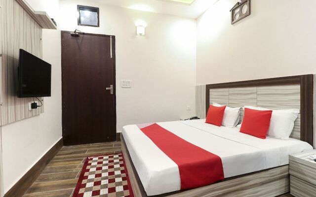Oyo 45965 Hotel Krishnam